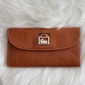 Dooney & Bourke Pebble Leather Wallet